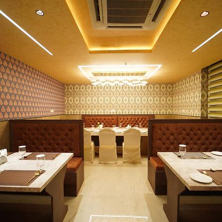 Hotel Ananta Sayana بوهفانيشفار المظهر الخارجي الصورة