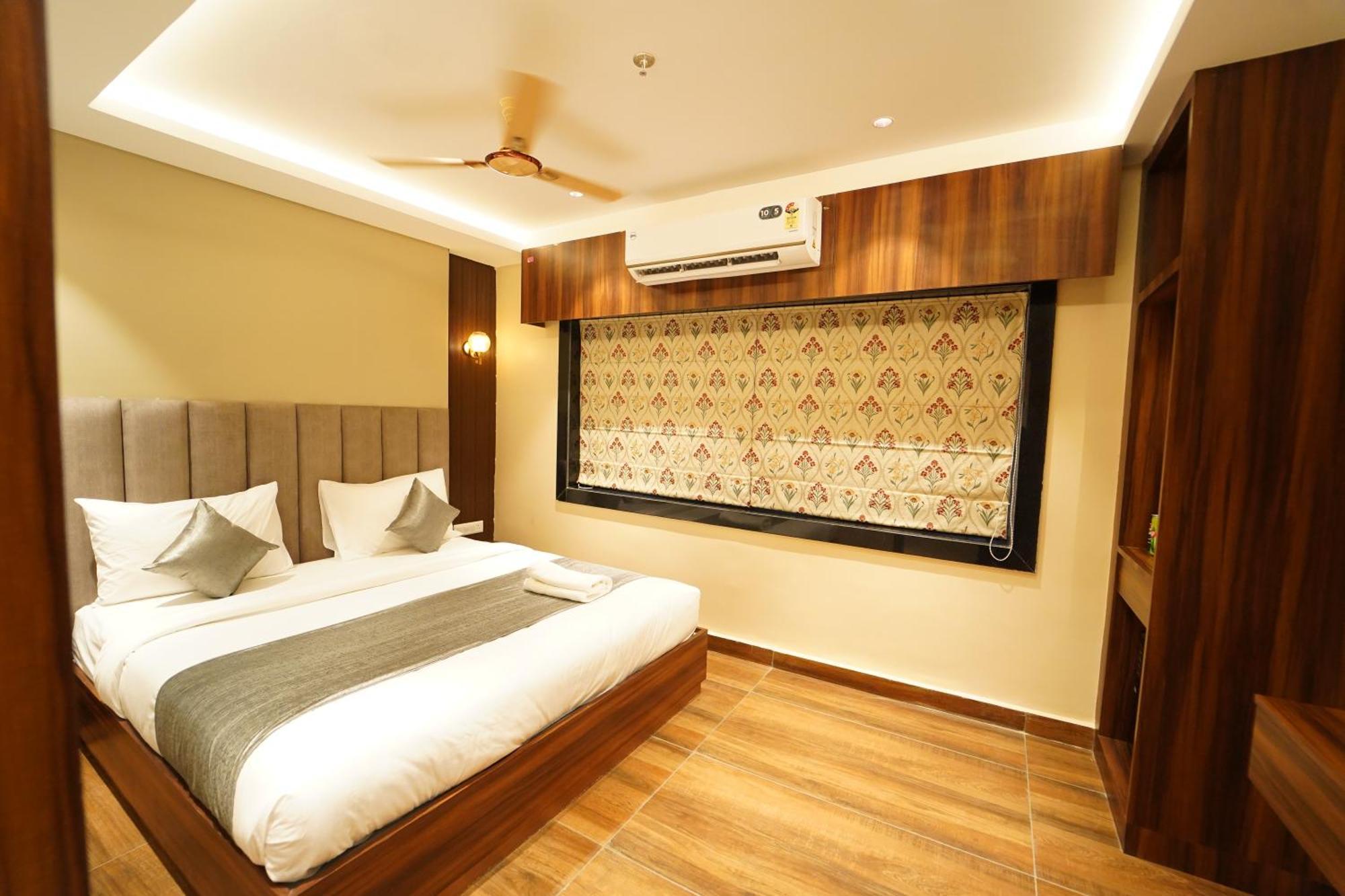 Hotel Ananta Sayana بوهفانيشفار المظهر الخارجي الصورة
