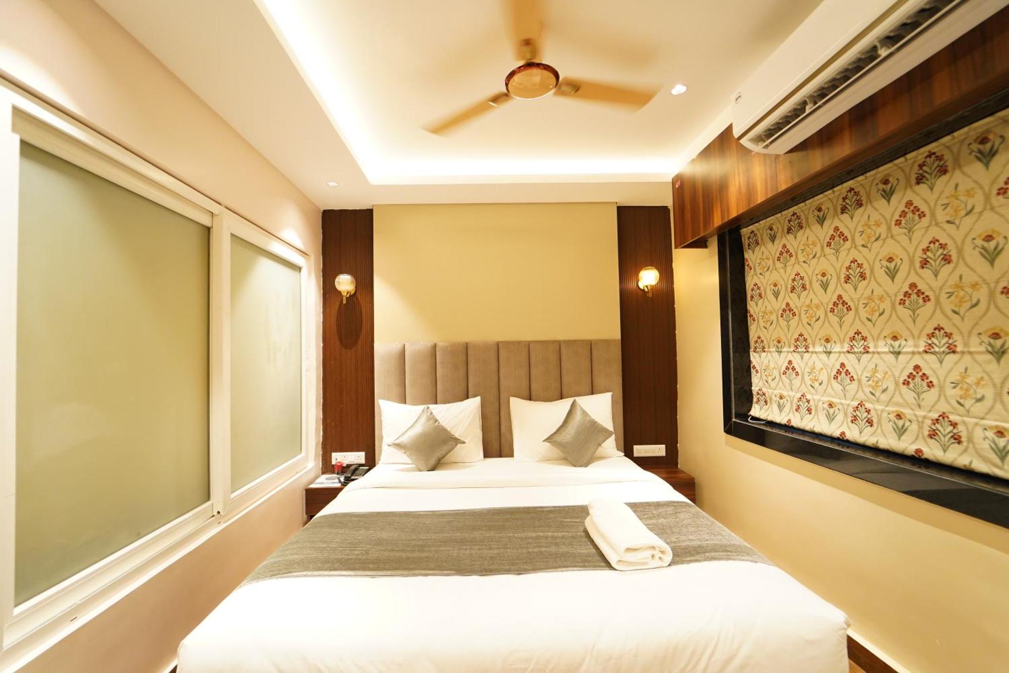 Hotel Ananta Sayana بوهفانيشفار المظهر الخارجي الصورة